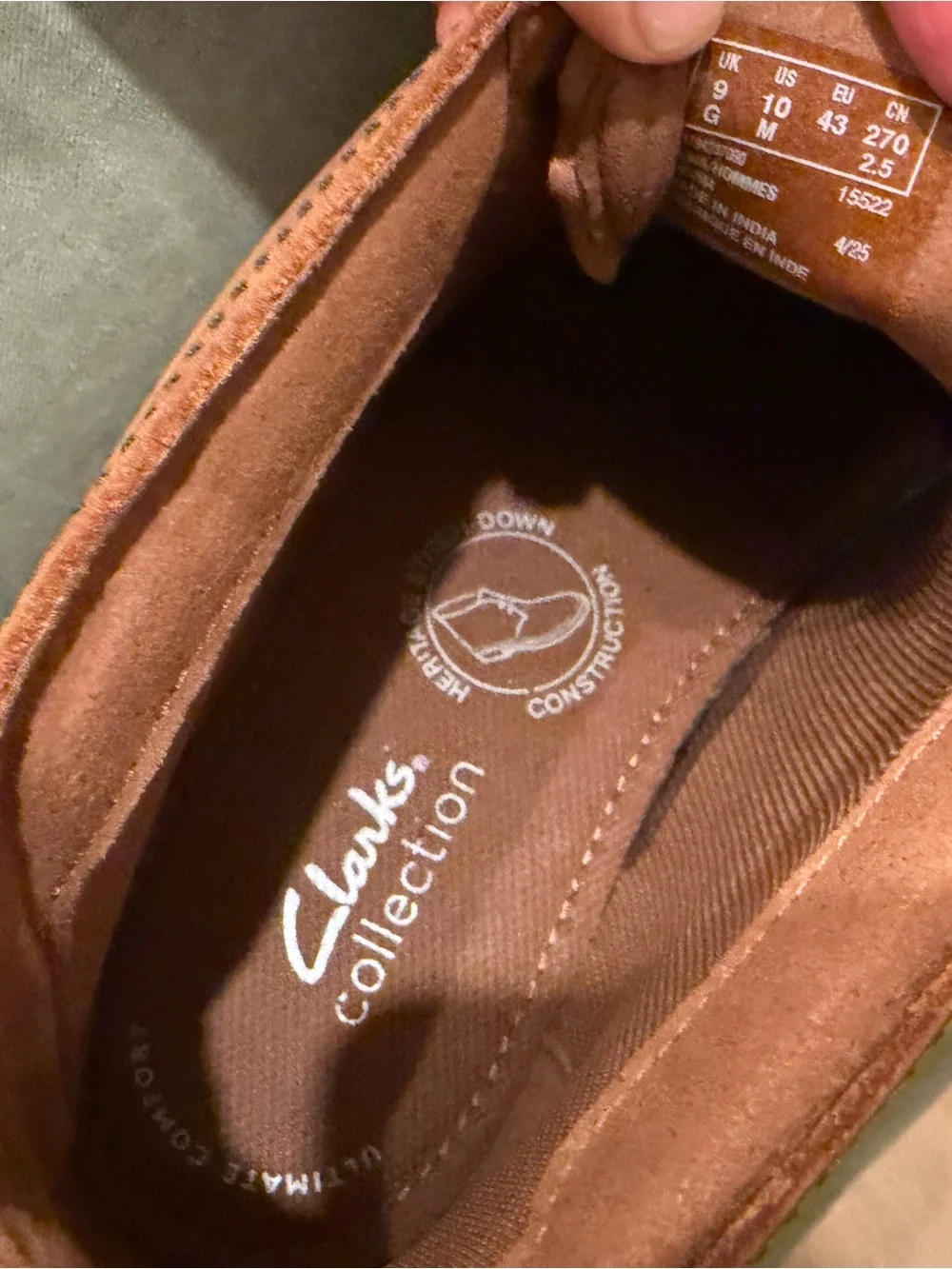 Clarks Men's Tan Leather Chukka Boots